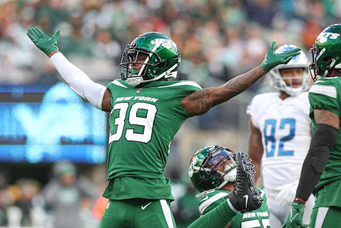 Safety Will Parks celebrates in a game against the Lions